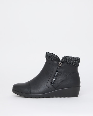 Cushion Walk Knitted Top Wedged Boots E Fit