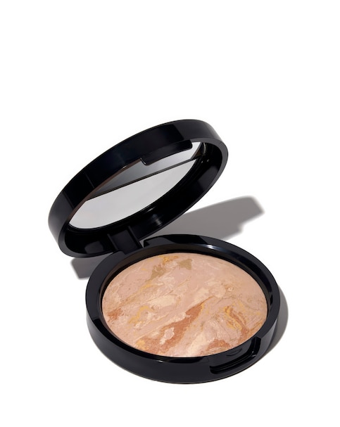 Laura Geller Baked Balance-n-Brighten Colour Correcting Foundation - Fair