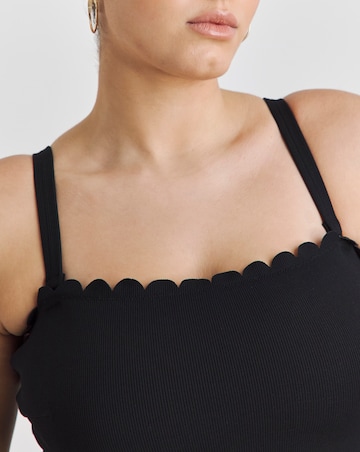 MAGISCULPT Medium Control Contour Me Scalloped Bandeau Swimsuit