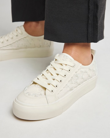 Shawnee Mesh Lace Up Trainers - Wide Fit (E)