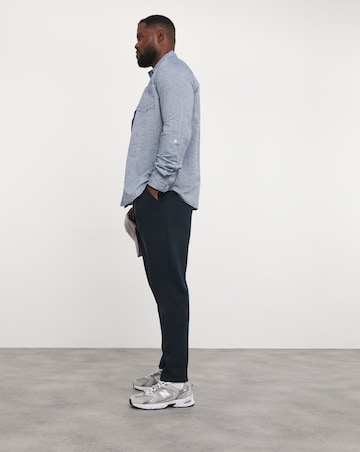 Tapered Straight Leg Jogger
