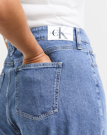 Calvin Klein Jeans Mom Jean Ankle