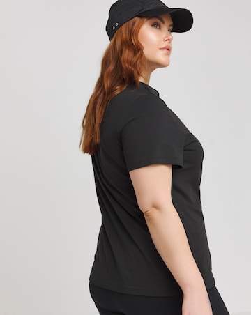 PUMA Essential Animal Graphic T-Shirt