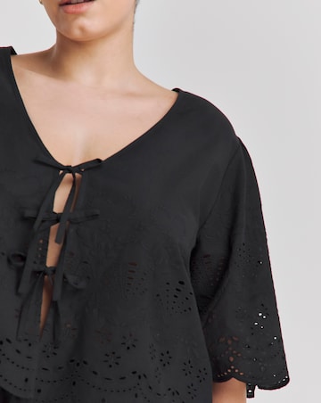 Simply Be Cotton Beach Broderie Shirt And Short Co-Ord Set