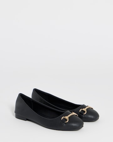 Tandra Classic Ballerina With Snaffle Trim - Wide Fit (E)