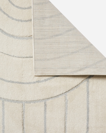 Sara Circles Carved Rug