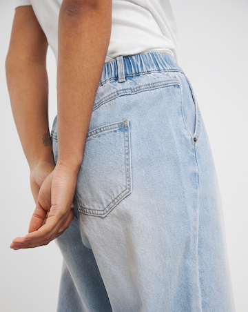 Pink Tint Pleat Detail Wide Leg Jean