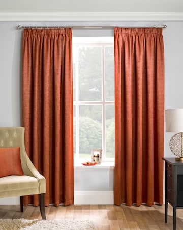 Matrix Light Filtering Textured Embossed Pencil Pleat Thermal Curtain