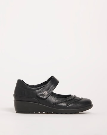 Cushion Walk Touch & Close Mary Jane Shoe Extra Wide EEE Fit