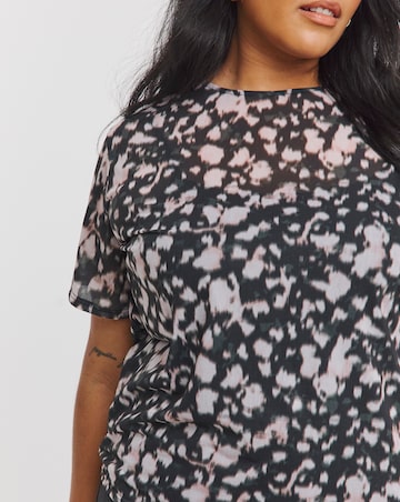 Simply Be Black Blur Print Mesh Relaxed Fit T-Shirt