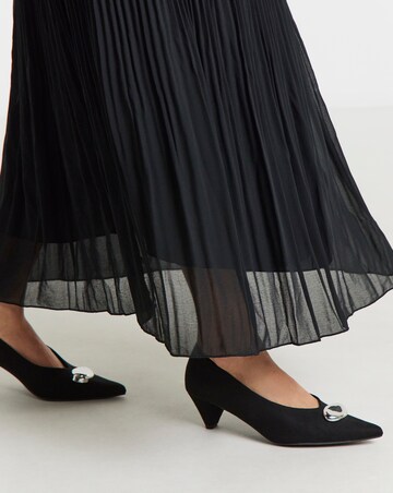 Nevis Kitten Heel Hardware Trim V Cut Court Shoes - Wide Fit (E)