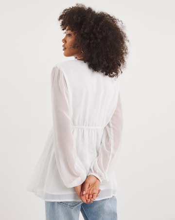 White Long Sleeve V Neck Chiffon Blouse