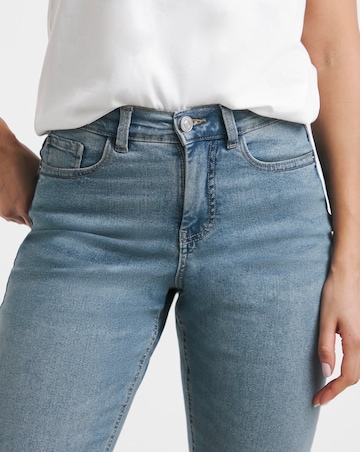 24/7 Light Boyfriend Jeans