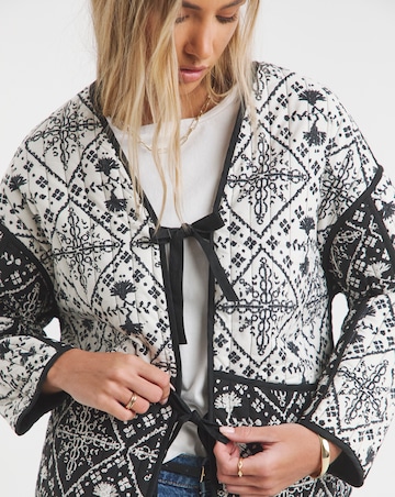 Simply Be Reversible Black & Mono Print Tie Front Jacket