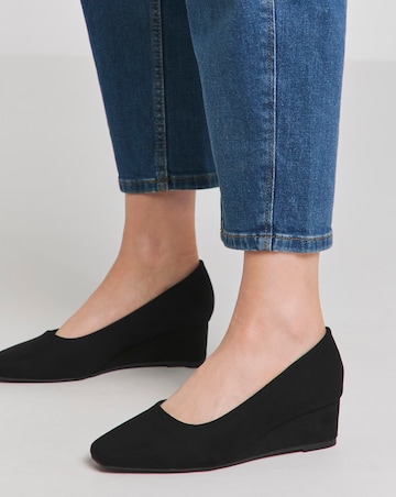 Valentina Low Wedge Court Shoe Wide E Fit