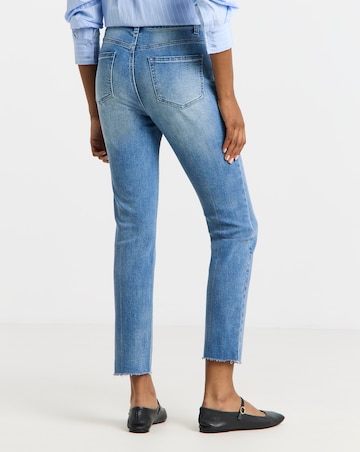 Mid Wash Authentic Finish Ankle Grazer Jeans