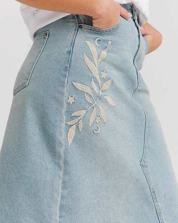 Vintage Wash Western Embroidered Maxi Skirt