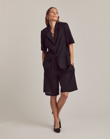 LINEN BERMUDA SHORT