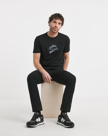 Calvin Klein Short Sleeve Raised Logo T-Shirt - Black