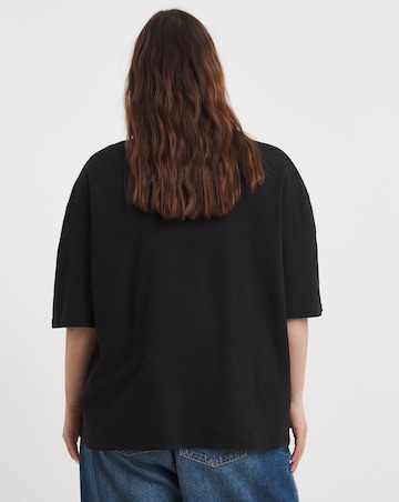 Simply Be Black Lips Print Satin Bow T-Shirt