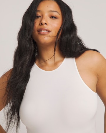 MAGISCULPT Light Control Smoothing Racer Vest Bodysuit