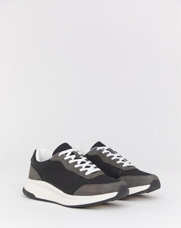 Folio Runner Trainers Standard Fit