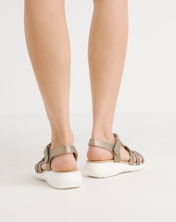 Cushion Walk Fisherman Sandals EEEEE Fit