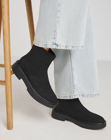 Rue Classic Chelsea Ankle Boots - Extra Wide Fit (EEE)
