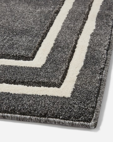 Sara Carved Border Rug