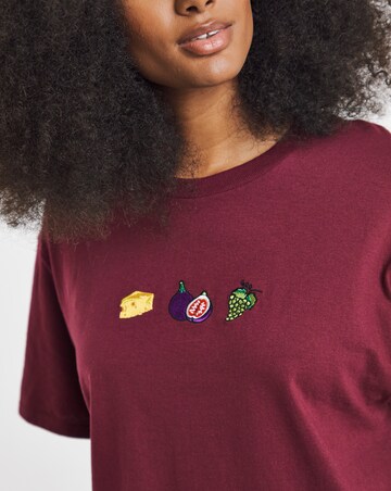 Burgundy Christmas Savoury Embroidery T-Shirt