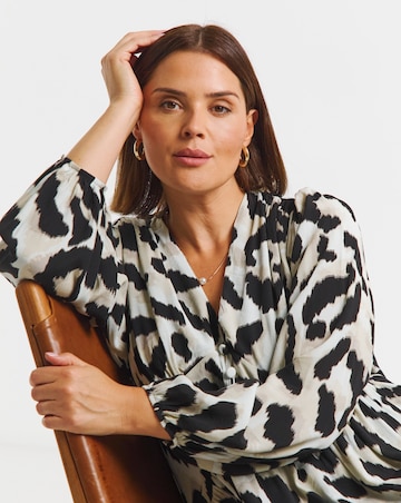 Leopard Printed Waist Detail Midi Dress