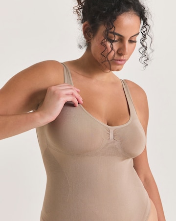 MAGIC Bodyfashion Light Control Low Back Bodyshaper Macchiato