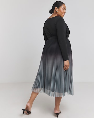 Joanna Hope Mesh Pleated Skirt