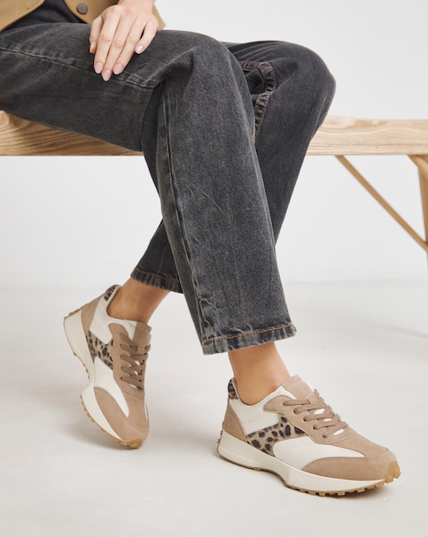 Akira Suede Retro Runner Trainer - Wide Fit (E)