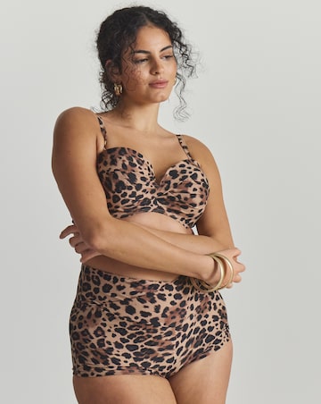 MAGISCULPT Medium Control Bikini Shorts Leopard Print