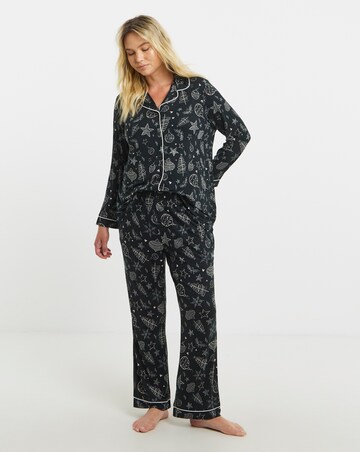 Pretty Secrets Christmas Print Revere Pyjama Set