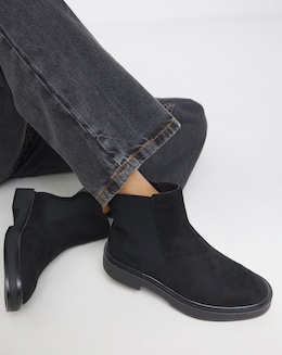 Arya Classic Chelsea Boots - Wide Fit (E)