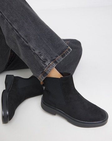 Arya Classic Chelsea Boots - Wide Fit (E)