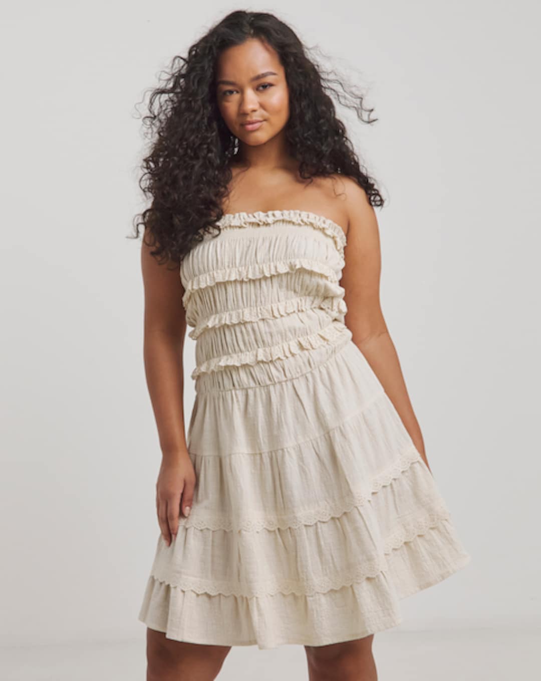 club london maxi dresses Zarisse | White Lace Square-Neck Dress Size:LRG styleattribute-euphoria split detail 1950s Blue Houndstooth Dress