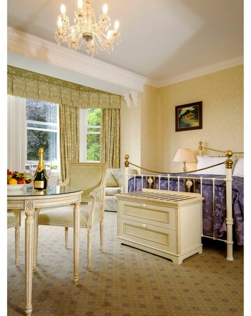 2 Night Getaway with Afternoon Tea