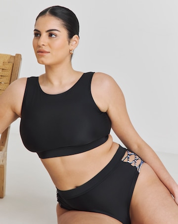 Sports Cut Out Detail Bikini Brief
