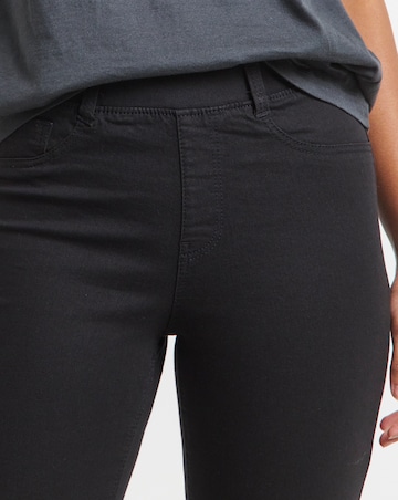 Erin Black Pull On Bootcut Jeggings