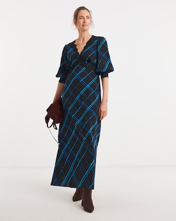 Lace Trim Short Sleeve Dress