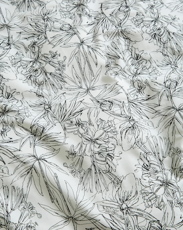 Sketched Floral Duvet Set