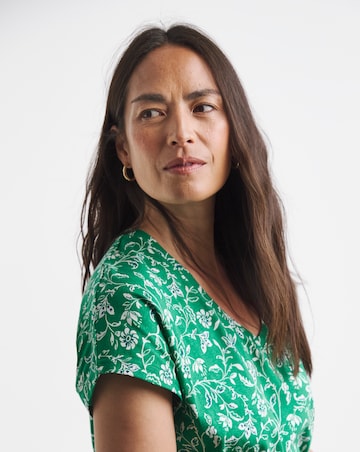 V-Neck Short Sleeve T-Shirt