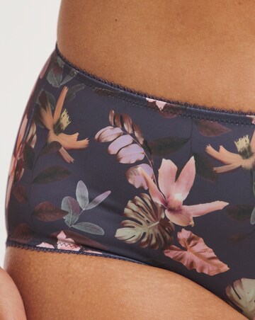 Goddess Kayla Full Fit Knicker Utopia