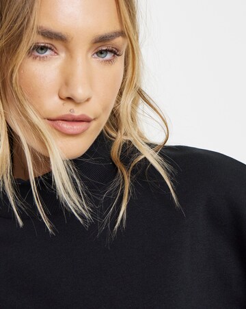 Black High Neck Sweatshirt