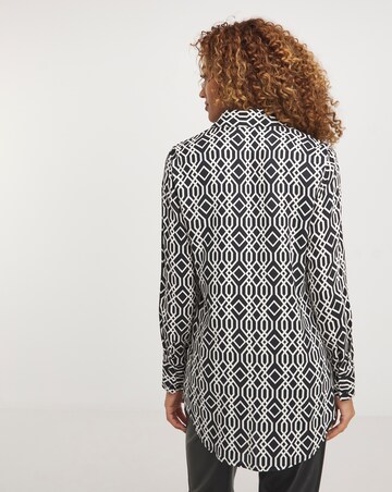 Printed Dipped Back Viscose Shirt