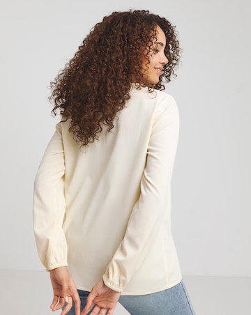 Buttermilk V Neck Long Sleeve Boxy Blouse