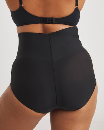 Maidenform Tame Your Tummy Medium Control Brief
